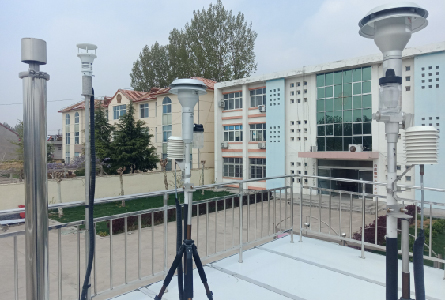 �ױ��л������������Զ����վ������Ӫ���ʿضԱȲɹ���Ŀ
